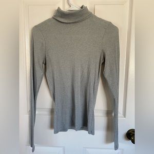 Hollister Long Sleeve Turtleneck - Size Medium- Great Condition